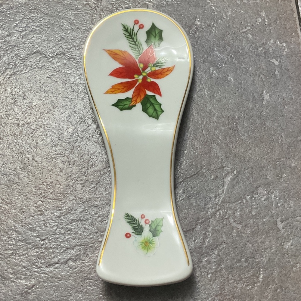 Royal Norfolk Spoon Rest with Festive Floral Design